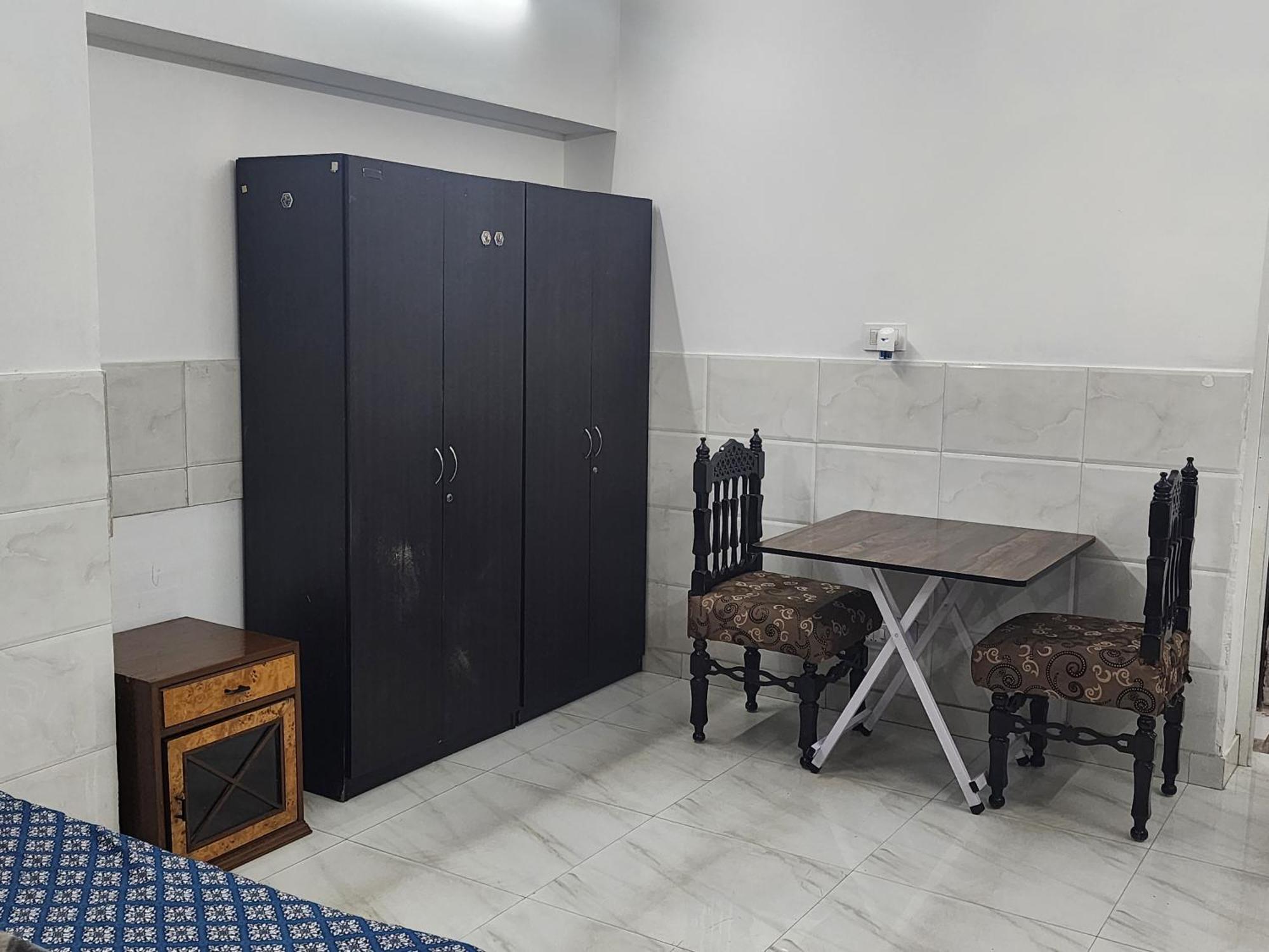 Premium Near To Blk - Max Hospital Appartement New Delhi